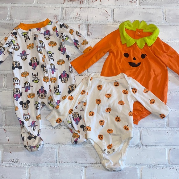 Cat & Jack Other - Baby 3/6m Halloween gender neutral footie romper onesie bundle!!